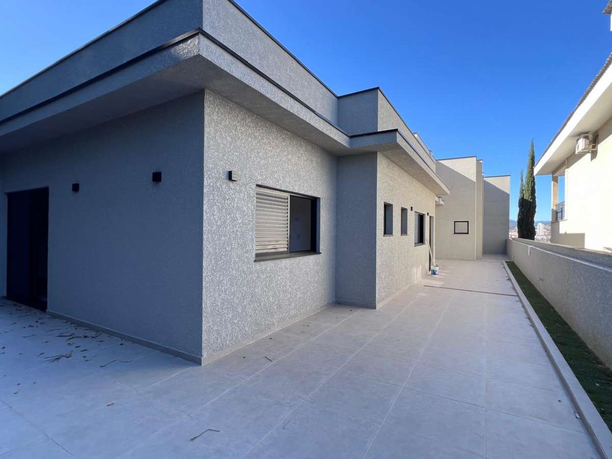 Casa - B8