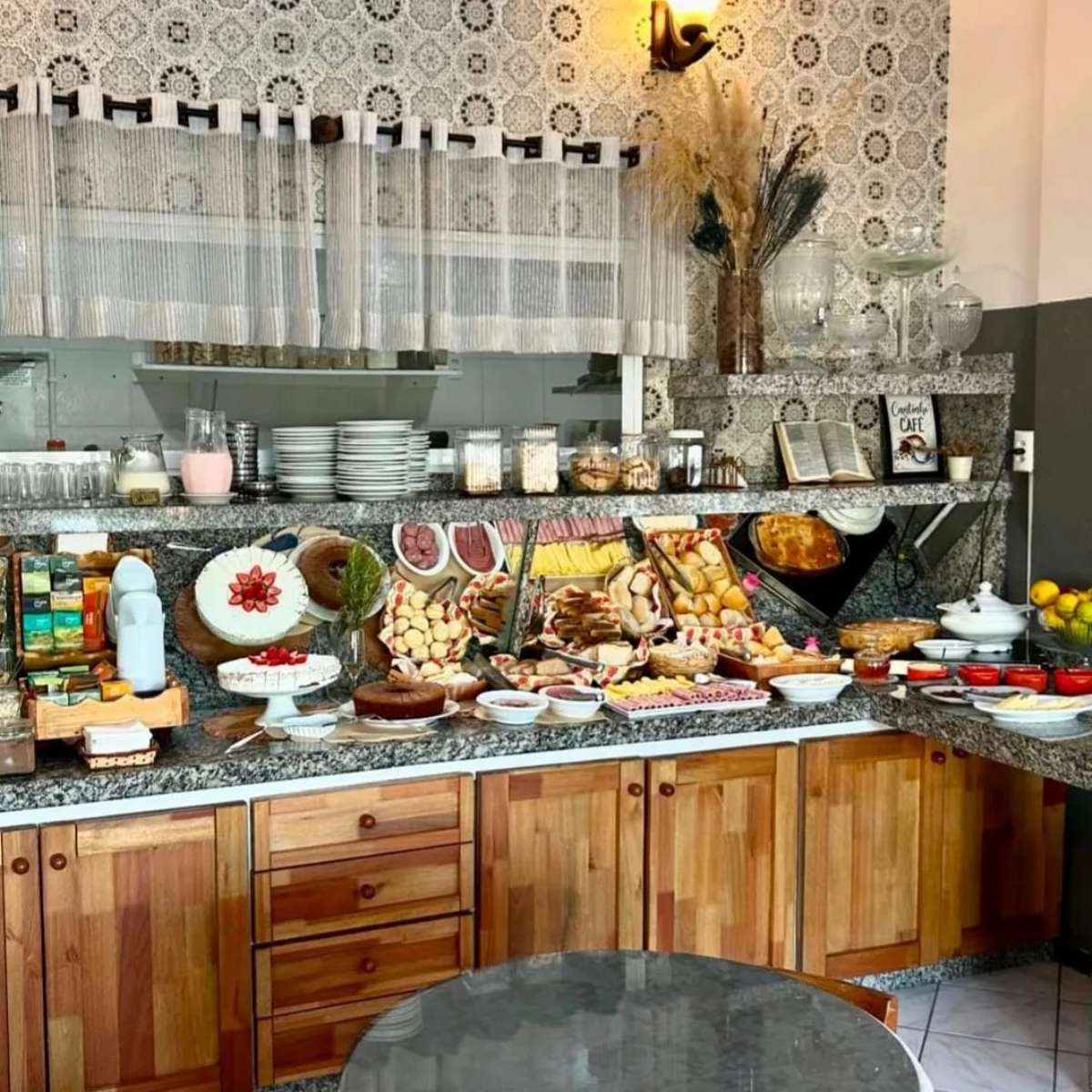 PRAIA de Bombas em Bombinhas SC 🤩