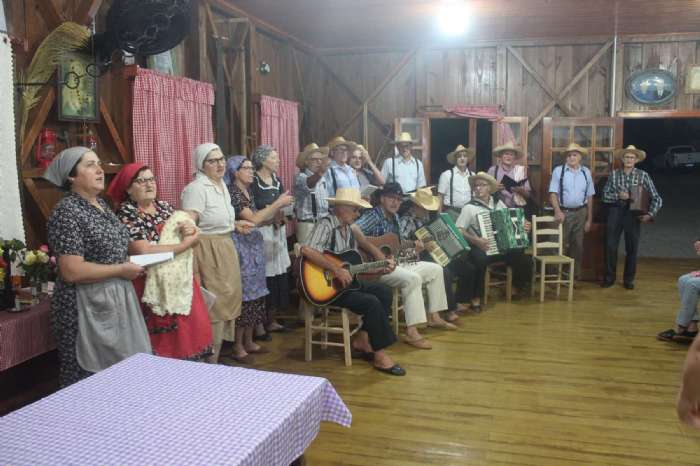 FIL� ITALIANO- Lind�ia do Sul