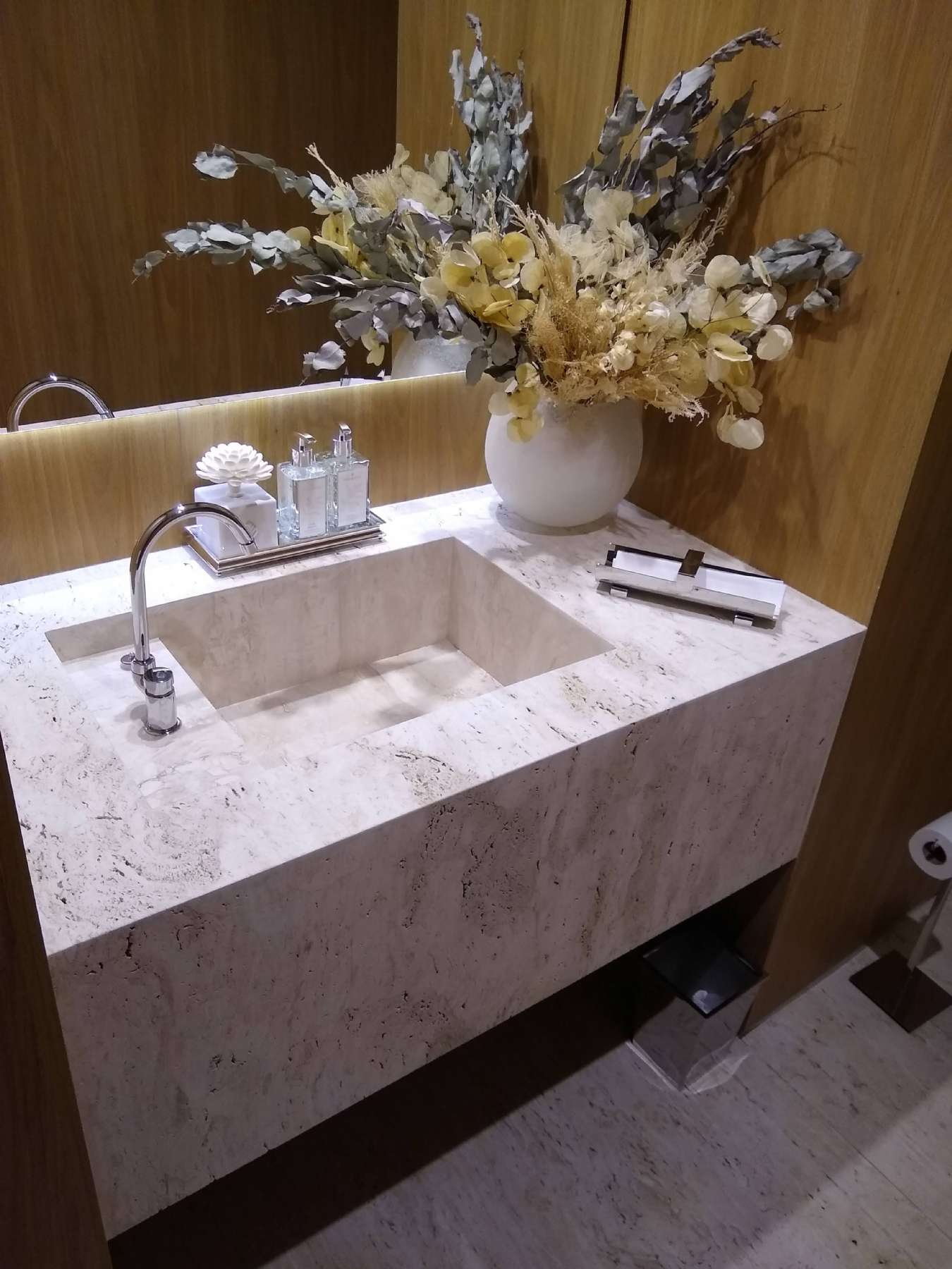 OBRA - REFORMA  ESCRIT�RIO CORPORATIVO