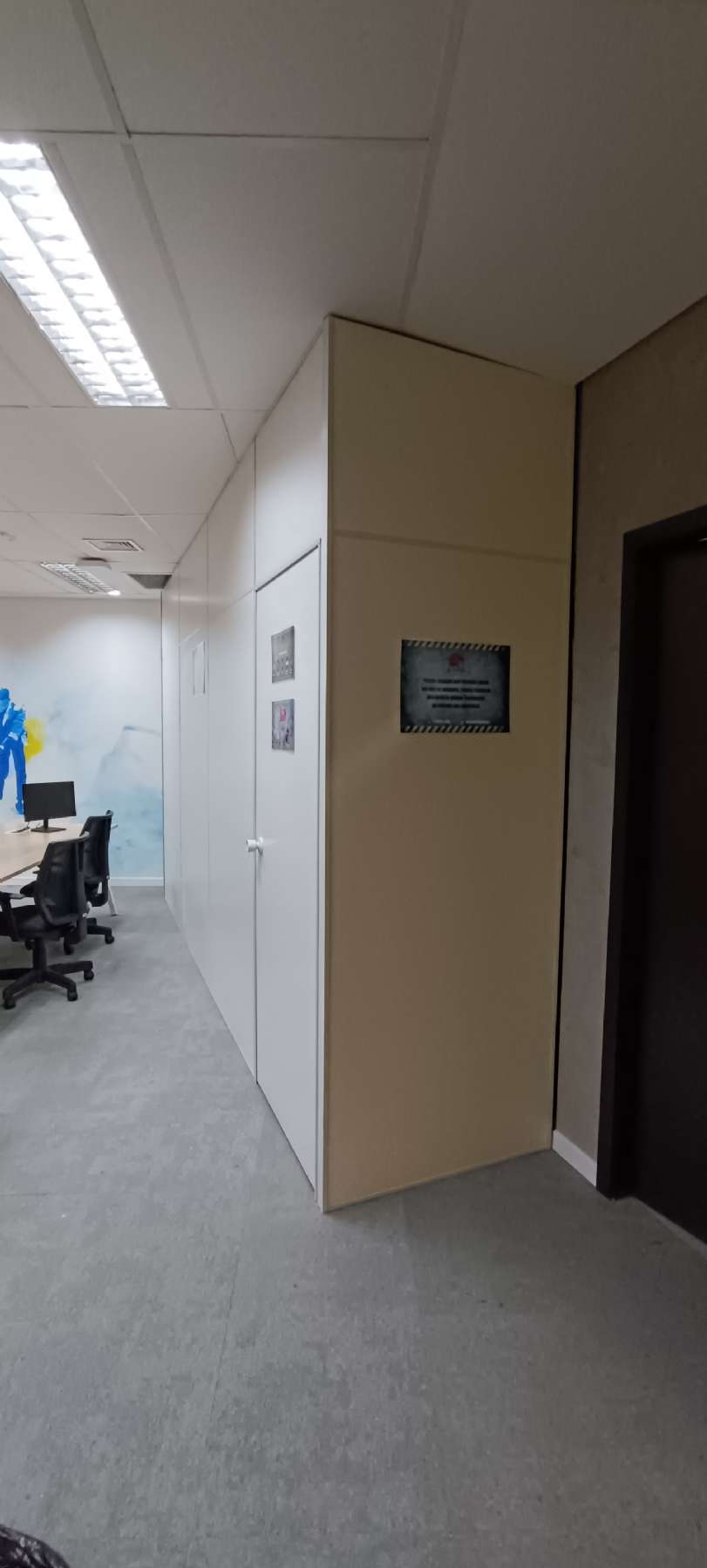 OBRA - REFORMA ESCRIT�RIO CORPORATIVO AMPLIA��O DE SALAS.