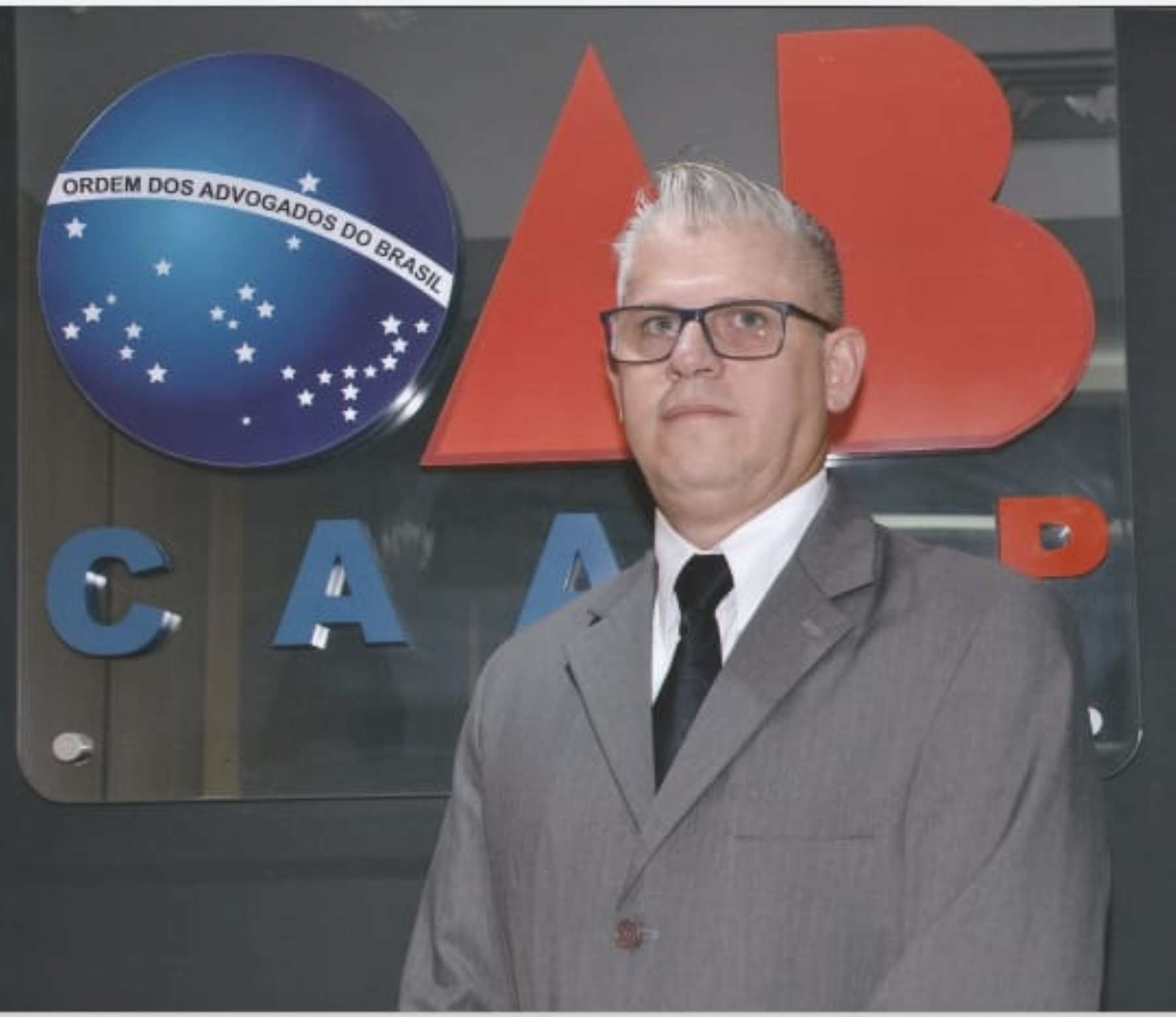 Dr. Paulo Henrique Laureano Freire