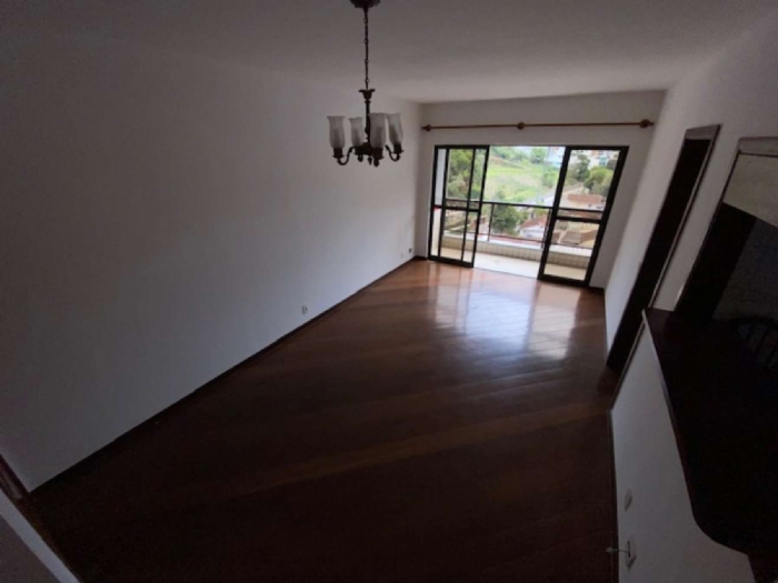 Cobertura Excelente Duplex Terrao 2 quartos em Agries - Terespolis - RJ
