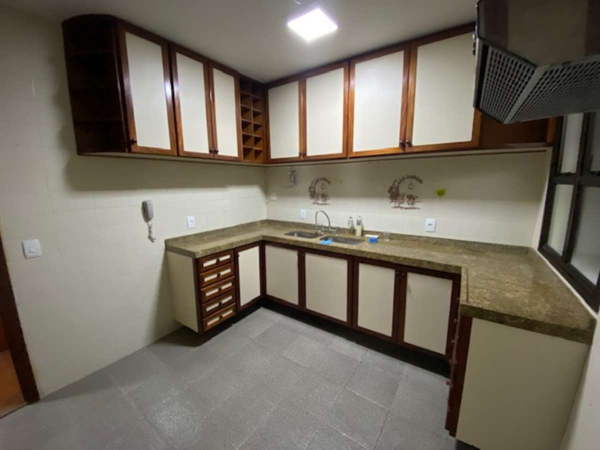 Apartamento Amplo 3 Quartos-Centro- Nova Friburgo-RJ