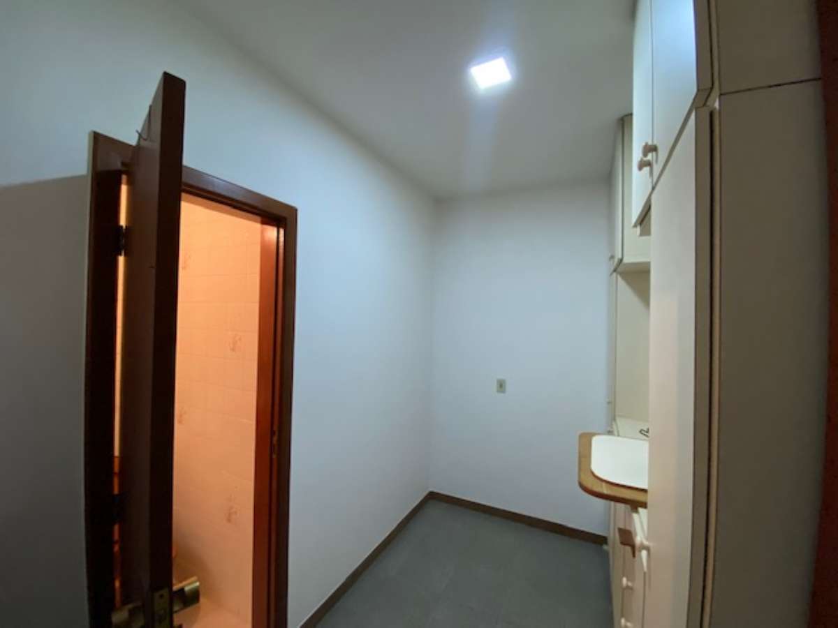 Apartamento Amplo 3 Quartos-Centro- Nova Friburgo-RJ