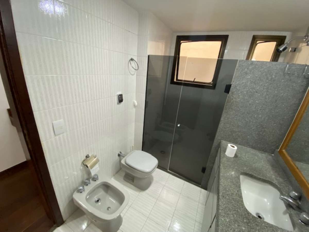 Apartamento Amplo 3 Quartos-Centro- Nova Friburgo-RJ