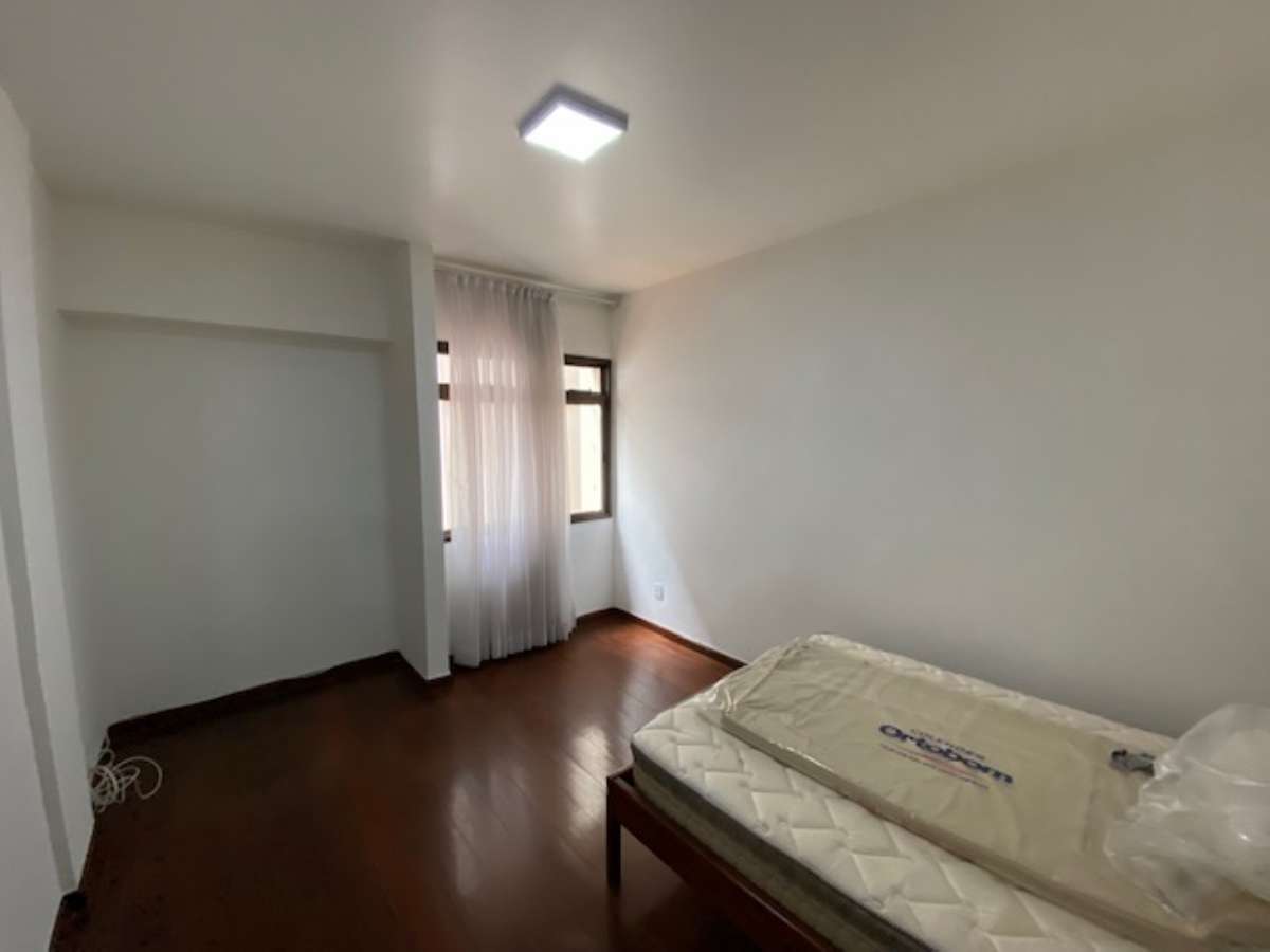Apartamento Amplo 3 Quartos-Centro- Nova Friburgo-RJ