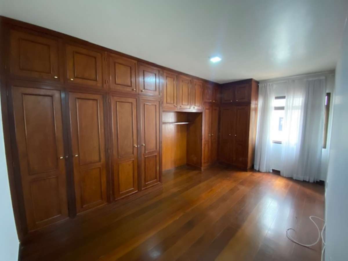 Apartamento Amplo 3 Quartos-Centro- Nova Friburgo-RJ