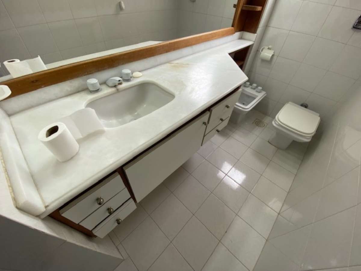 Apartamento Amplo 3 Quartos-Centro- Nova Friburgo-RJ