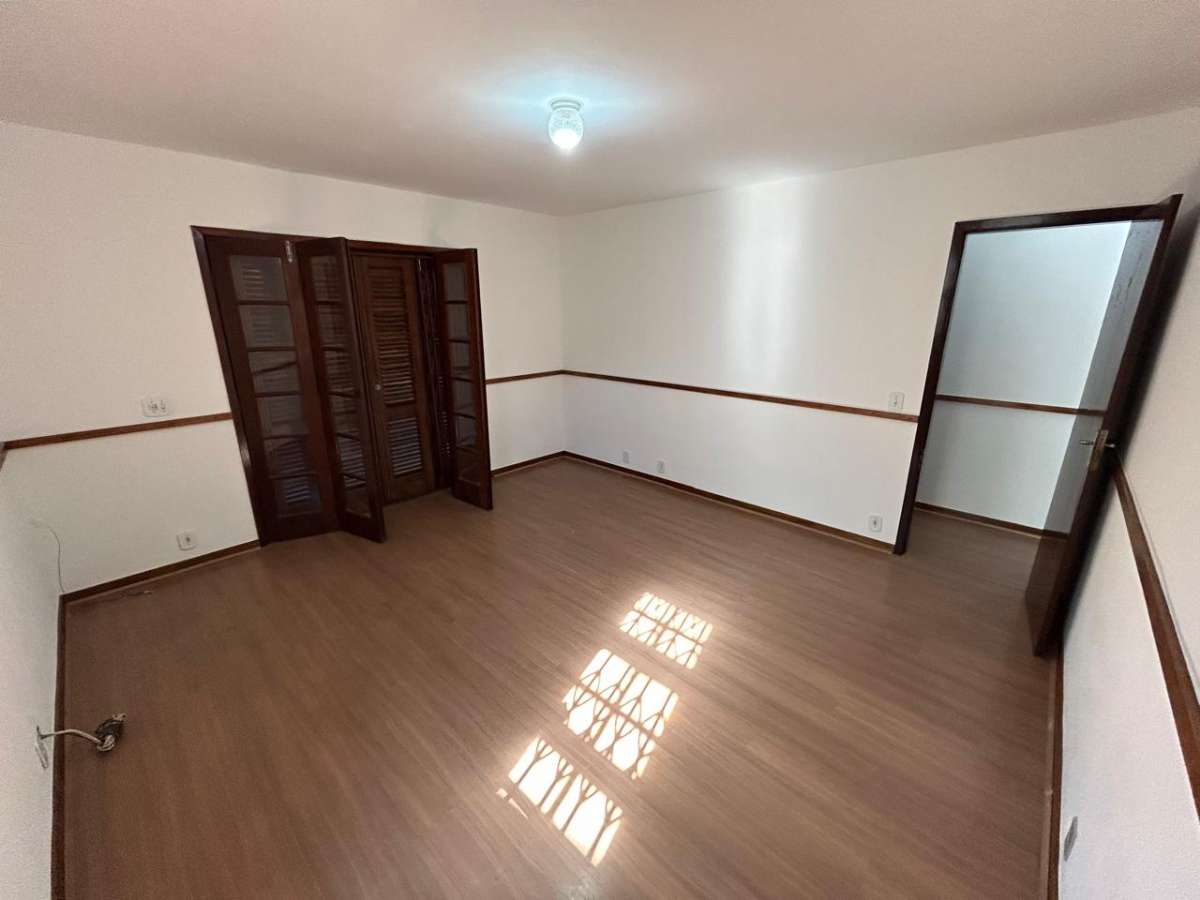 Casa Linear Oportunidade Junto Igreja Fátima 2 quartos- Fátima- Teresópolis/RJ