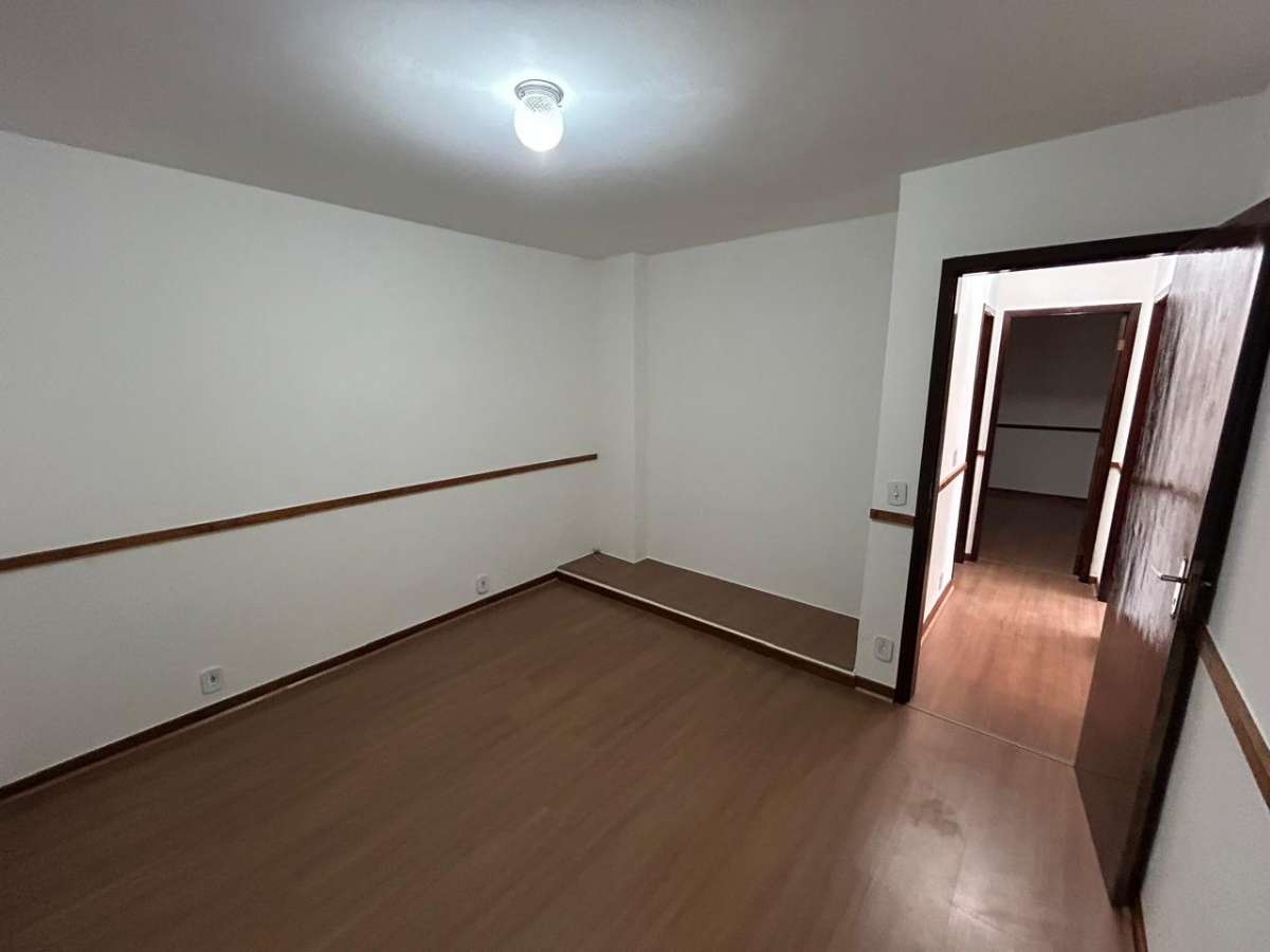 Casa Linear Oportunidade Junto Igreja Fátima 2 quartos- Fátima- Teresópolis/RJ