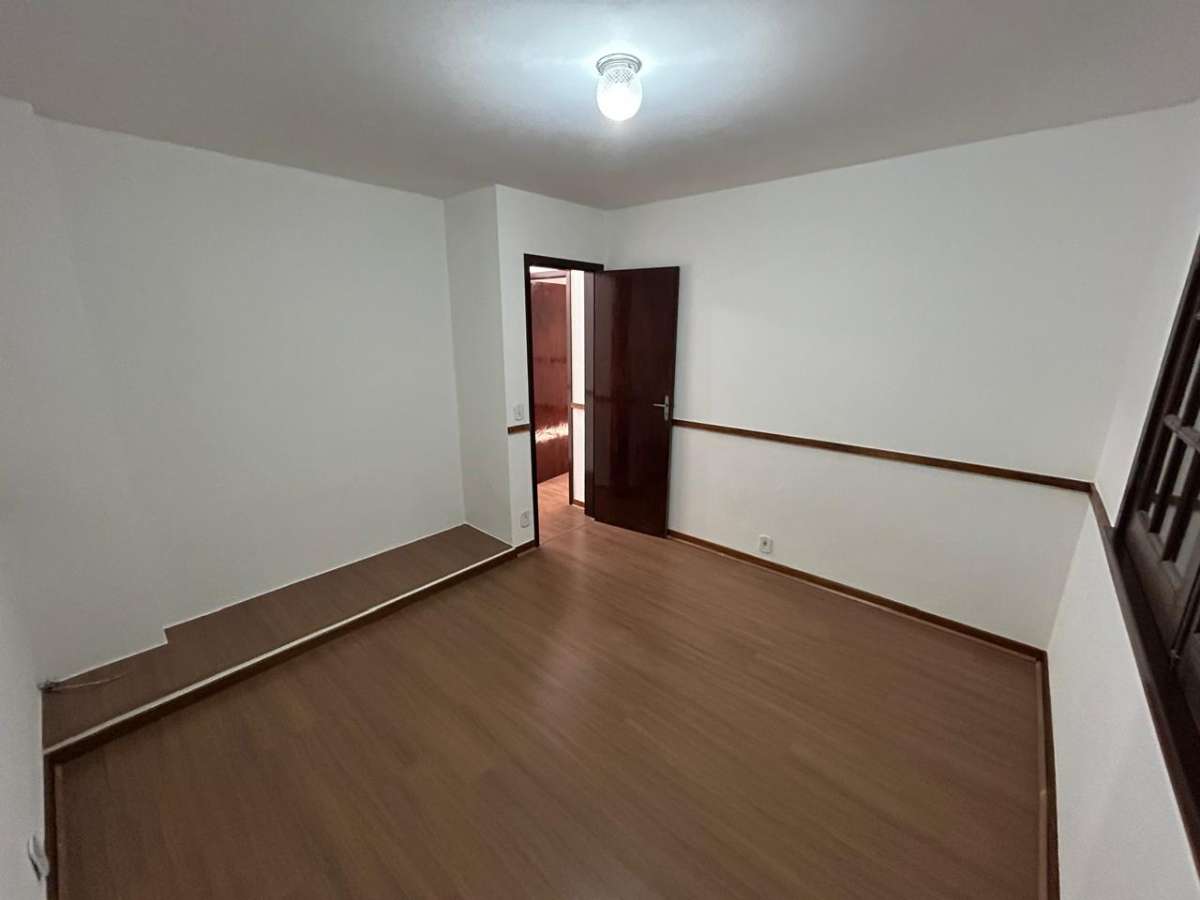 Casa Linear Oportunidade Junto Igreja Fátima 2 quartos- Fátima- Teresópolis/RJ