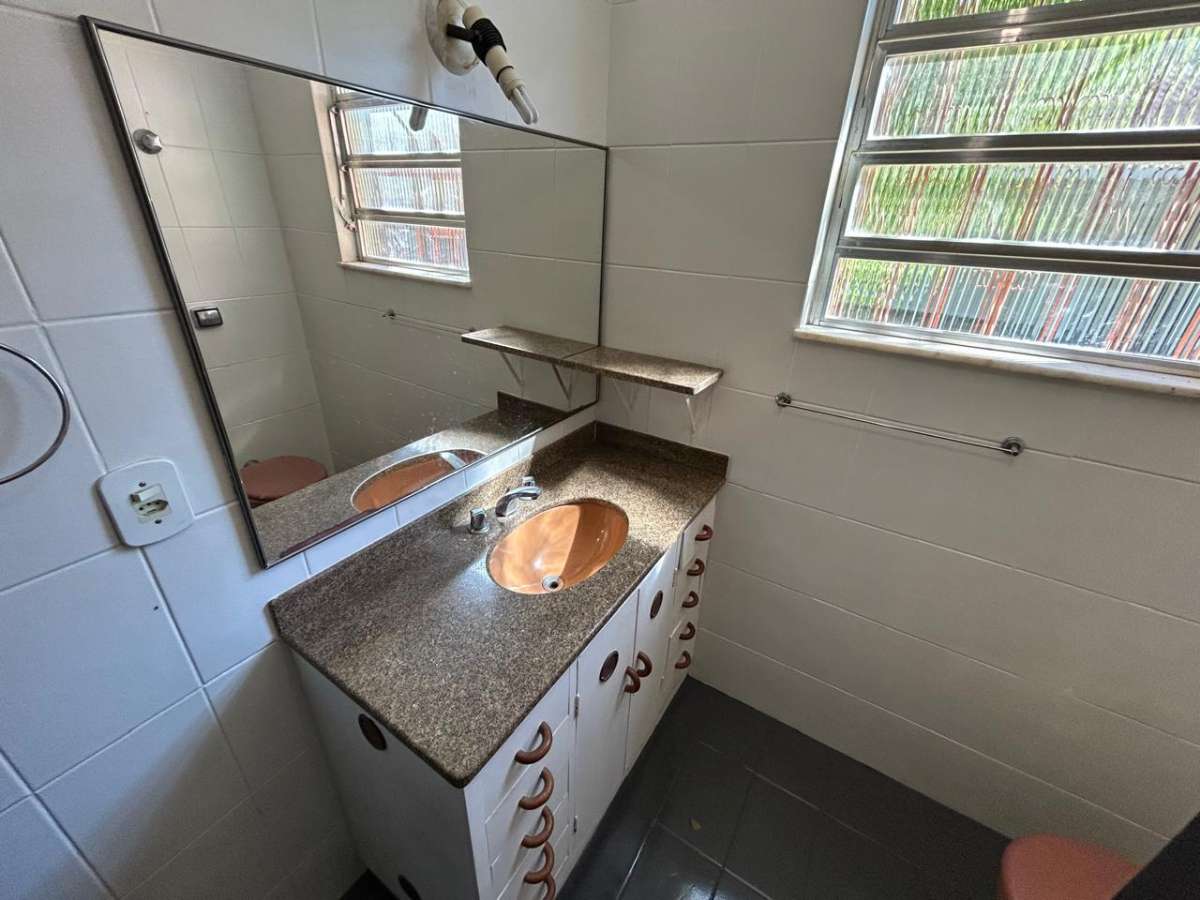 Casa Linear Oportunidade Junto Igreja Fátima 2 quartos- Fátima- Teresópolis/RJ