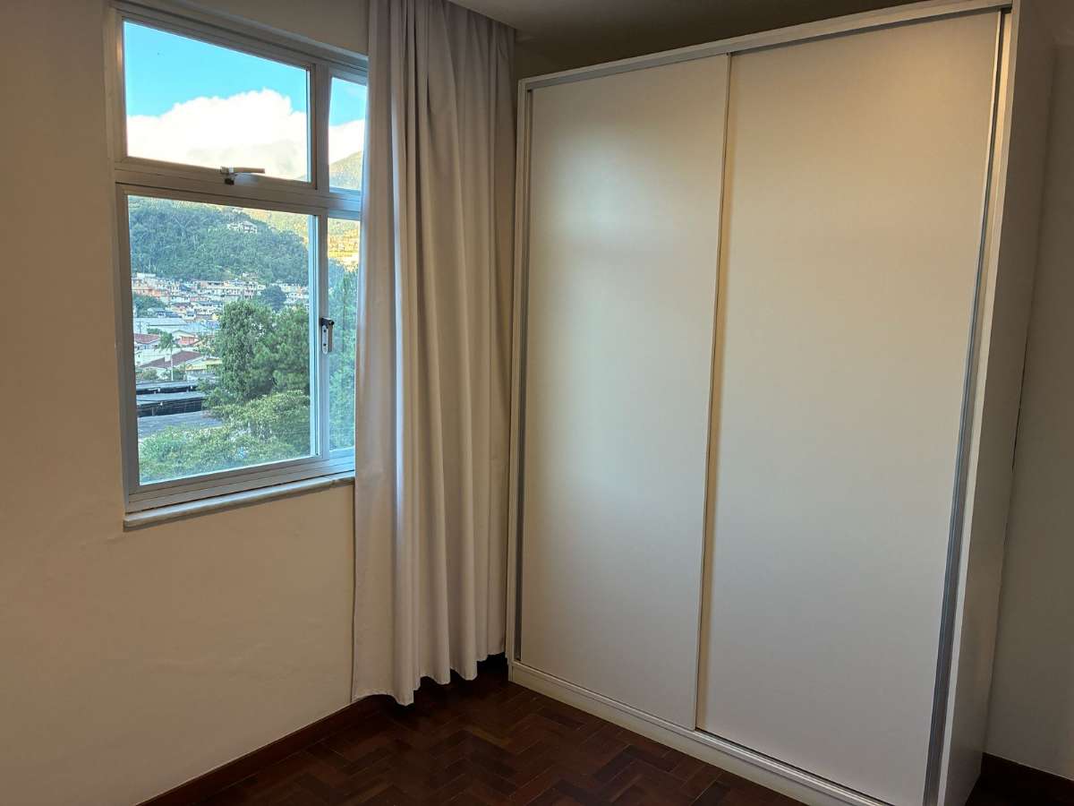 Apartamento Excelente Reformado 2 Quartos-Alto- Teresópolis-RJ