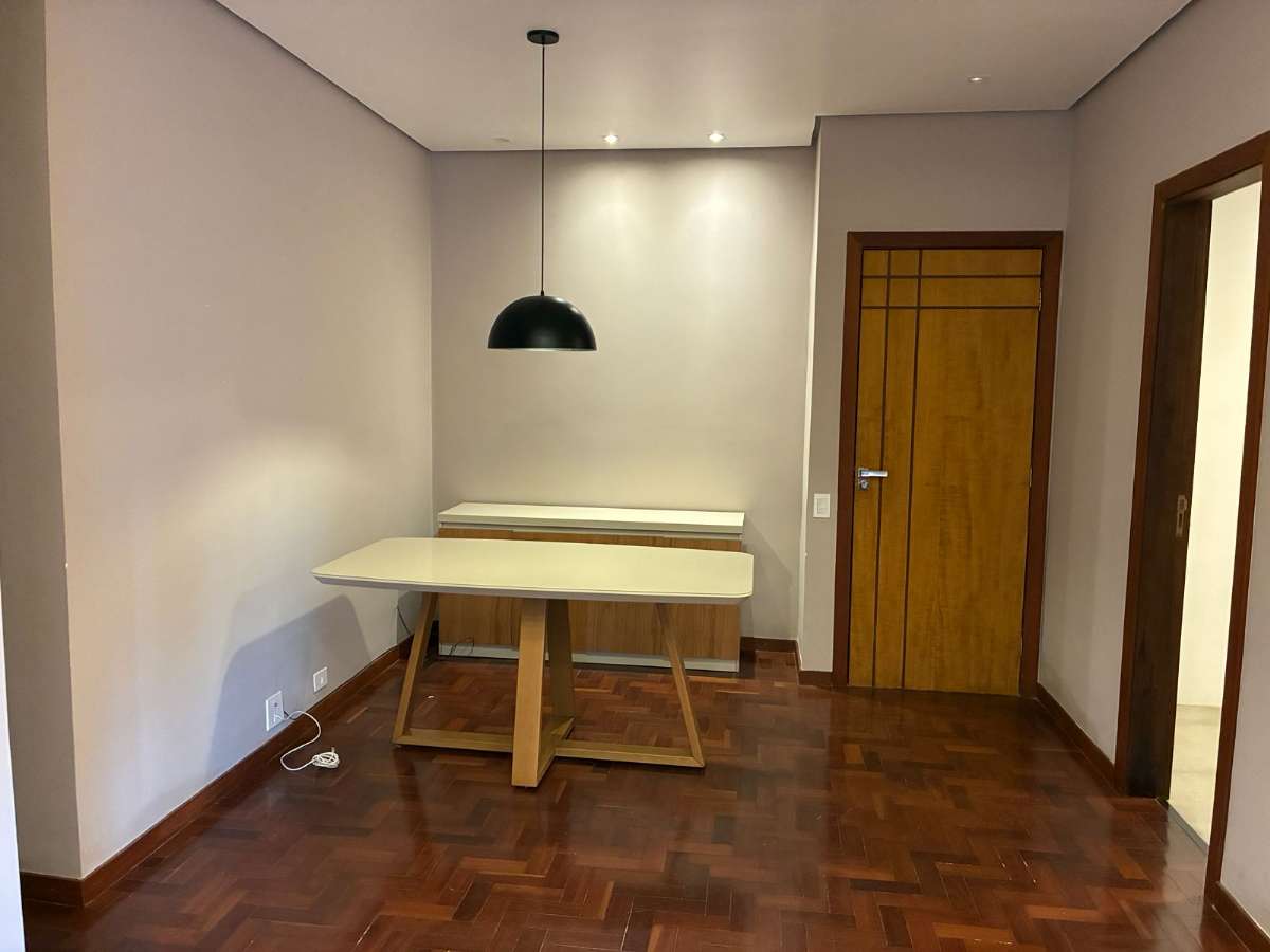 Apartamento Excelente Reformado 2 Quartos-Alto- Teresópolis-RJ