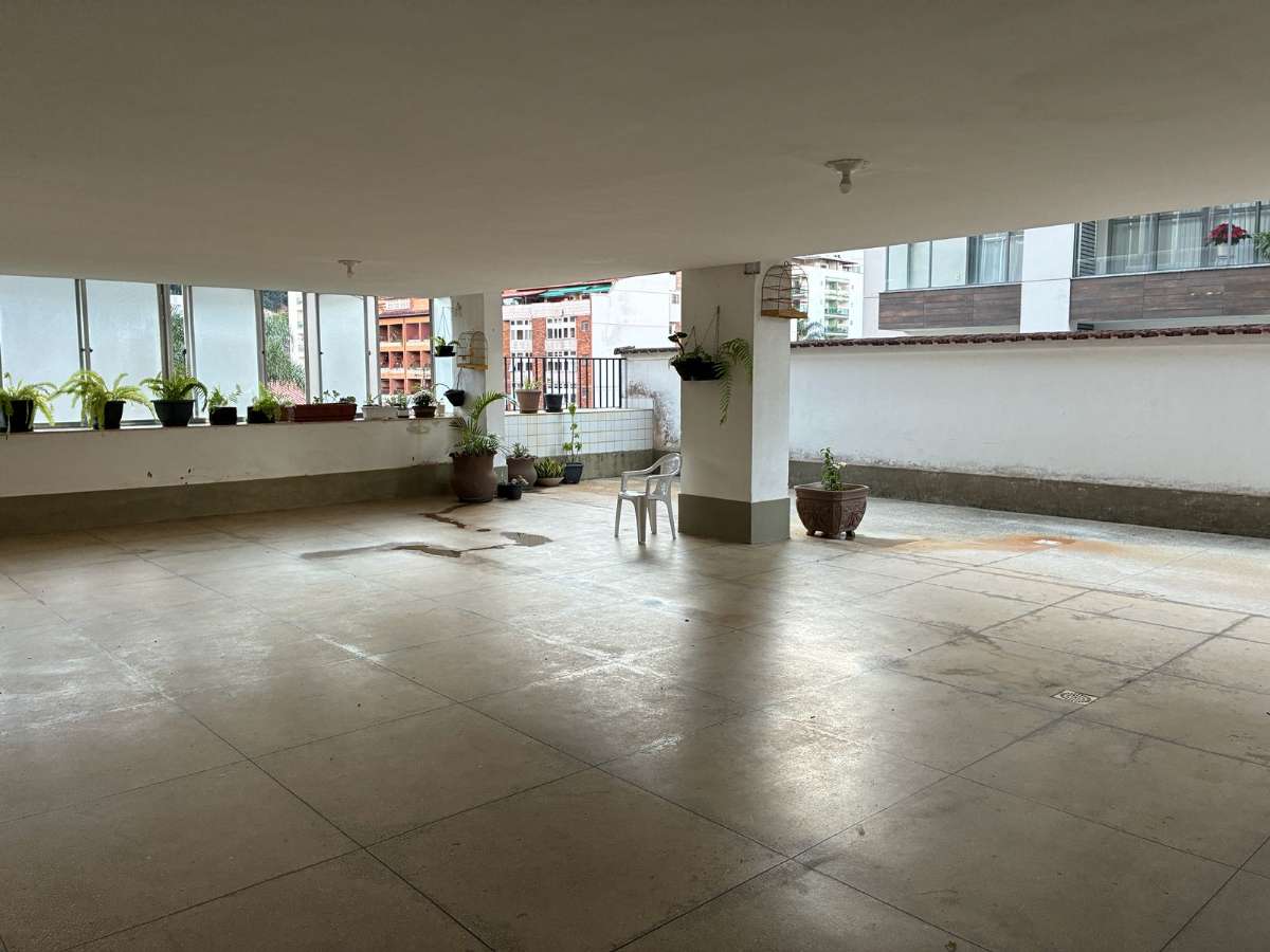 Apartamento Excelente Reformado 2 Quartos-Alto- Teresópolis-RJ